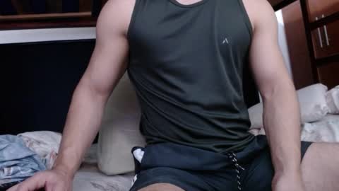 Snapshot of alexsb1998 chatting on February 28, 5:59 am alexsb1998 online show from February 28, 5:59 am