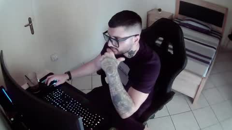 alexthepro00 online show from June 7, 5:09 pm