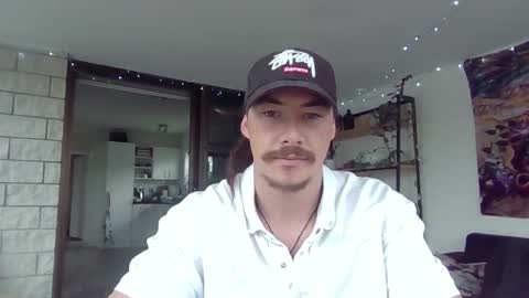 Alex online show from February 11, 4:55 am