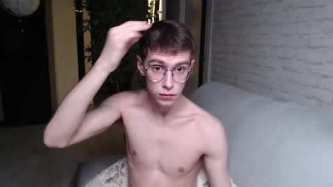 Alfie online show from November 23, 7:19 am