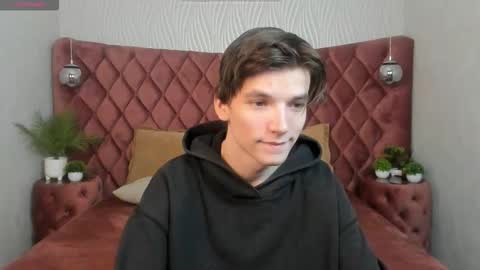 Alfred online show from October 17, 12:53 pm