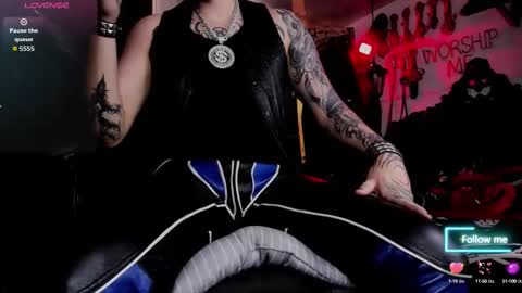 Snapshot of allanhurtss chatting on September 10, 5:55 pm online show from September 10, 5:55 pm