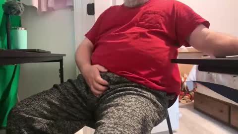 Allergictolove online show from December 2, 6:11 pm