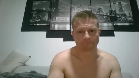 Snapshot of alles594462 chatting on October 1, 2:48 am alles594462 online show from October 1, 2:48 am