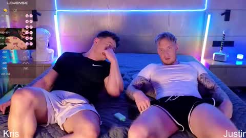 Justin online show from December 4, 8:38 pm