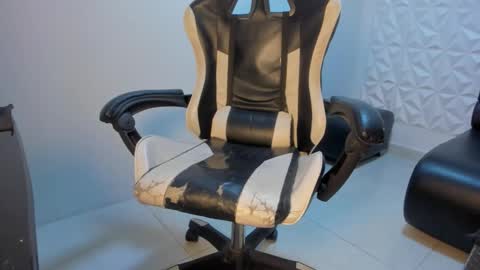 alluringangel01 online show from January 11, 2:15 am