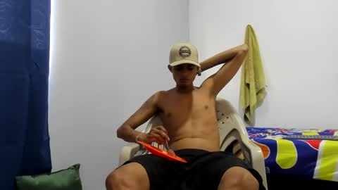 Snapshot of alpha_smit chatting on January 25, 9:35 pm alpha smit online show from January 25, 9:35 pm