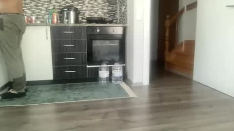 AlphAndre online show from March 6, 7:03 am