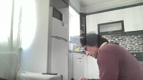 AlphAndre online show from December 27, 9:28 am