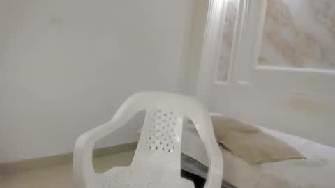 Amare online show from October 8, 7:40 pm