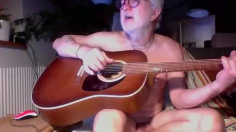 Amberr11 online show from October 19, 10:35 pm