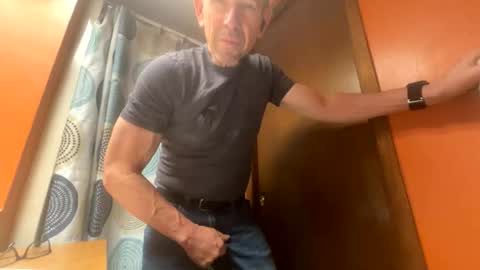 american_ron online show from April 4, 6:05 pm