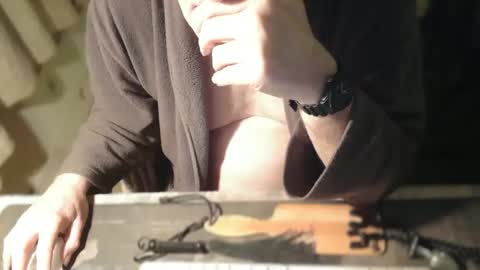 amslave4f online show from February 15, 7:22 pm