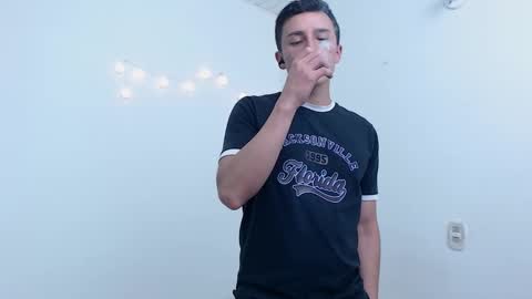 AnddyFetiish online show from December 19, 1:18 am