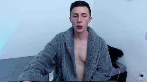 AnddyFetiish online show from December 9, 2:24 am