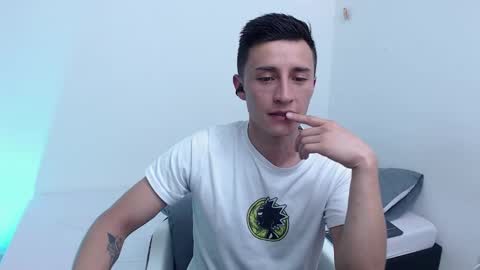 AnddyFetiish online show from December 31, 2:29 am