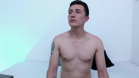 AnddyFetiish online show from December 21, 1:26 am