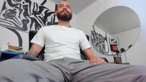 Andrs   -                   online show from February 21, 12:00 am