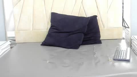 Andre Blow online show from September 20, 5:24 pm