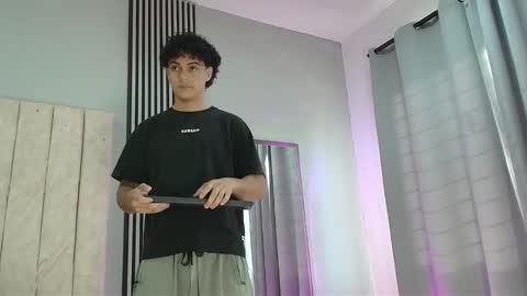 andres_cream online show from October 5, 12:31 pm