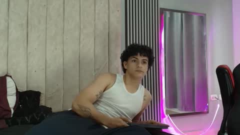 andres_cream online show from October 7, 12:53 pm