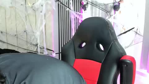 andres_cream online show from October 24, 1:24 pm