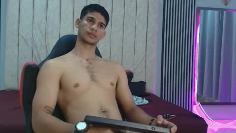 ANDRES  online show from November 8, 8:06 am