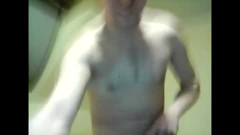 Snapshot of andrew3356577 chatting on February 8, 5:50 pm andrew3356577 online show from February 8, 5:50 pm