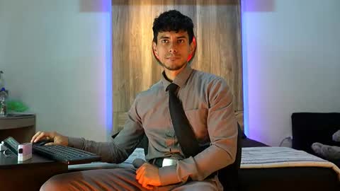 Andrew online show from October 20, 6:06 am