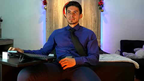 Andrew online show from December 18, 5:47 am