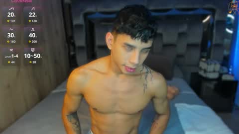 Andrew M. online show from February 12, 9:43 pm