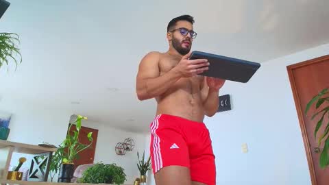 ANDREW WEST online show from October 12, 3:17 pm