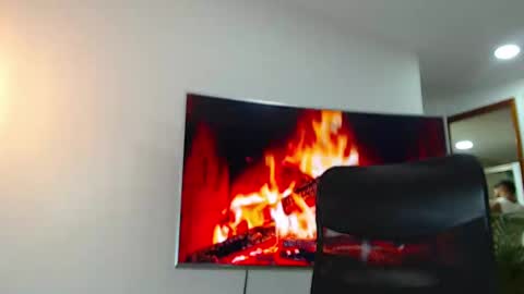 ANDREW WEST online show from December 10, 1:18 am