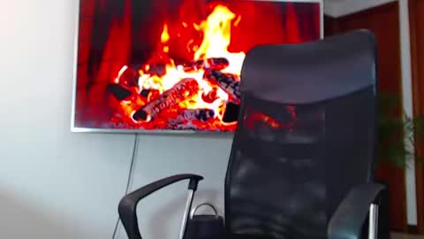 ANDREW WEST online show from December 13, 10:02 pm