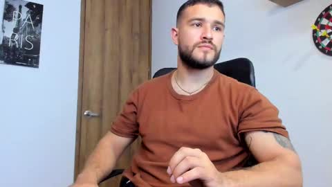 Snapshot of andrewdiaz_ chatting on October 9, 3:33 am Andrew Diaz online show from October 9, 3:33 am