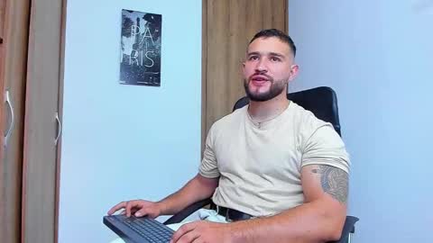 Snapshot of andrewdiaz_ chatting on October 4, 8:46 pm Andrew Diaz online show from October 4, 8:46 pm