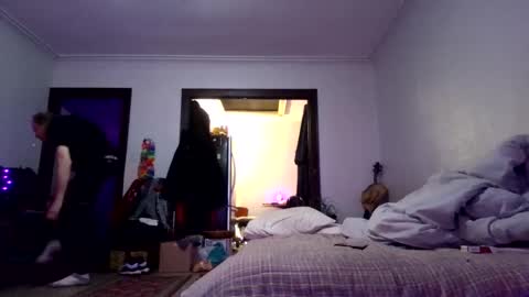 andrewgennie online show from March 24, 2:39 am