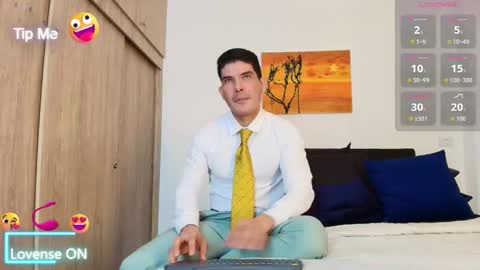 andrewstelee online show from October 29, 5:49 pm