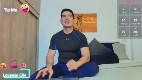 Snapshot of andrewstelee chatting on October 3, 3:55 am andrewstelee online show from October 3, 3:55 am