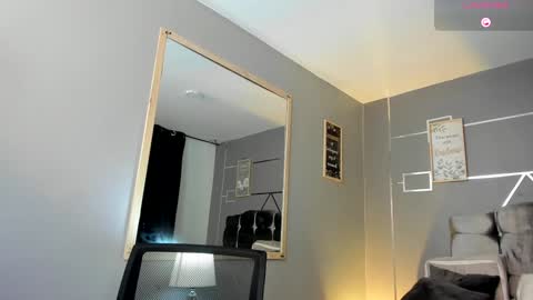      online show from February 3, 1:19 pm