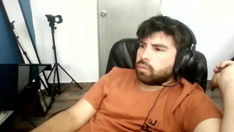 Andy online show from May 3, 8:00 pm