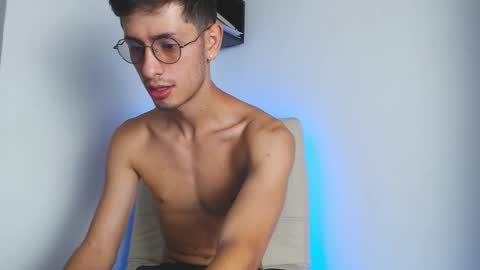 andy_collins__ online show from September 27, 2:48 pm