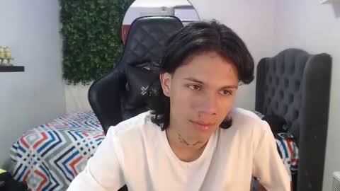 Snapshot of andy_dan1 chatting on January 18, 1:51 pm andy_dan1 online show from January 18, 1:51 pm