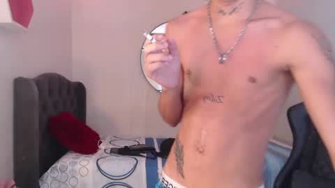 Snapshot of andy_dan1 chatting on December 11, 12:38 pm andy_dan1 online show from December 11, 12:38 pm