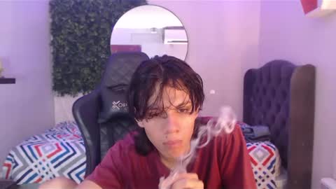 Snapshot of andy_dan1 chatting on February 10, 7:28 pm andy_dan1 online show from February 10, 7:28 pm