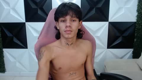 Snapshot of andy_dan1 chatting on December 14, 2:10 pm andy_dan1 online show from December 14, 2:10 pm