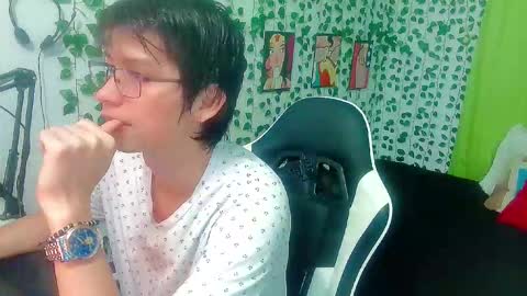 Andy Gray online show from February 12, 7:09 pm