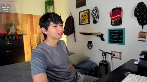 andy_guez_11 online show from March 5, 10:00 am