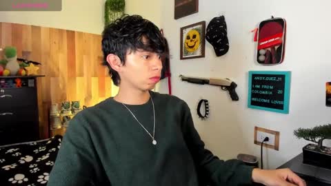 andy_guez_11 online show from February 19, 9:50 am