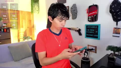 andy_guez_11 online show from March 11, 10:18 am